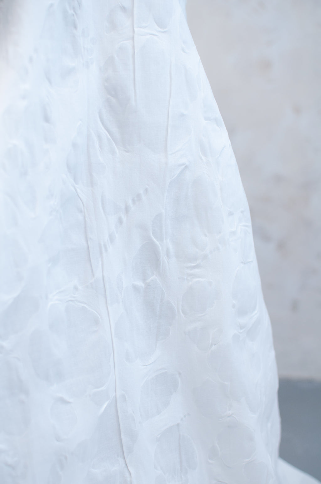 Fuwari White Flower Japanese Enshuku