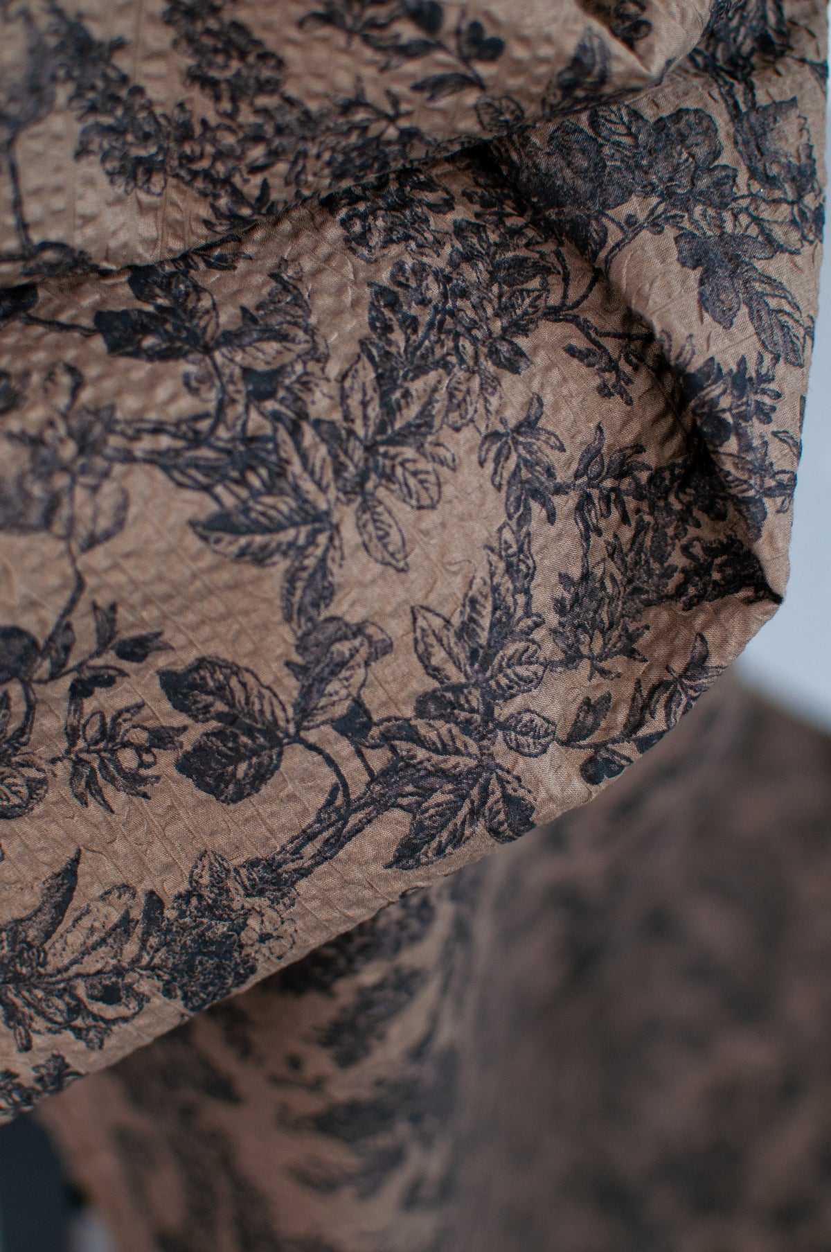 Mori Brown Toile De Jouy Japanese Seersucker